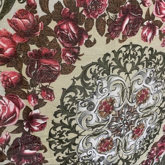 baar beards Italian scarf with reflective silver threads metallic scroll emblem - Picture 2 of 4